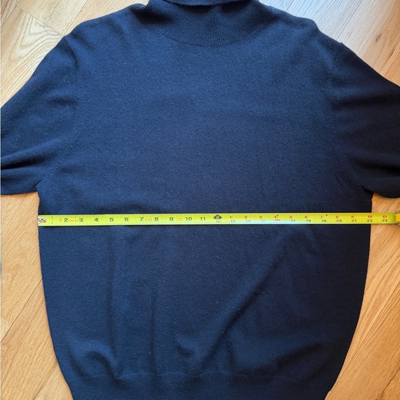 Brand New Paul Fredrick Cashmere Black Turtleneck Sweater - Picture 4 of 5